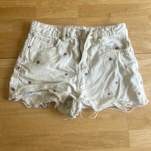 White Jean Shorts with flower embroidery